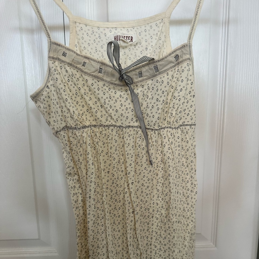 Hollister babydoll shirt